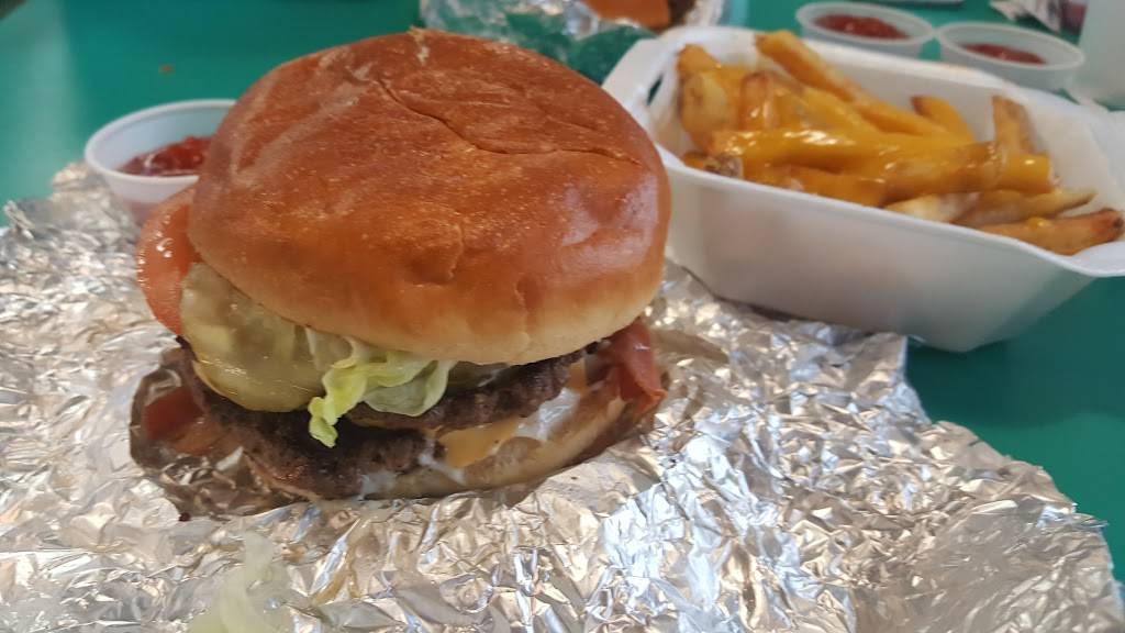 Jeffs Burger Shack | restaurant | 14126 Dixie Hwy, Louisville, KY 40272, USA | 5023840972 OR +1 502-384-0972