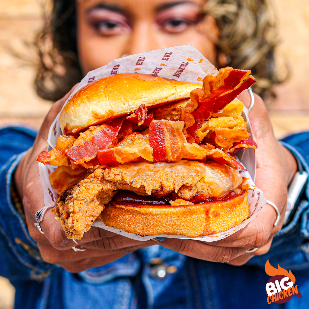Big Chicken | restaurant | 24341 Magic Mountain Pkwy #5, Santa Clarita, CA 91355, USA | 6614810003 OR +1 661-481-0003