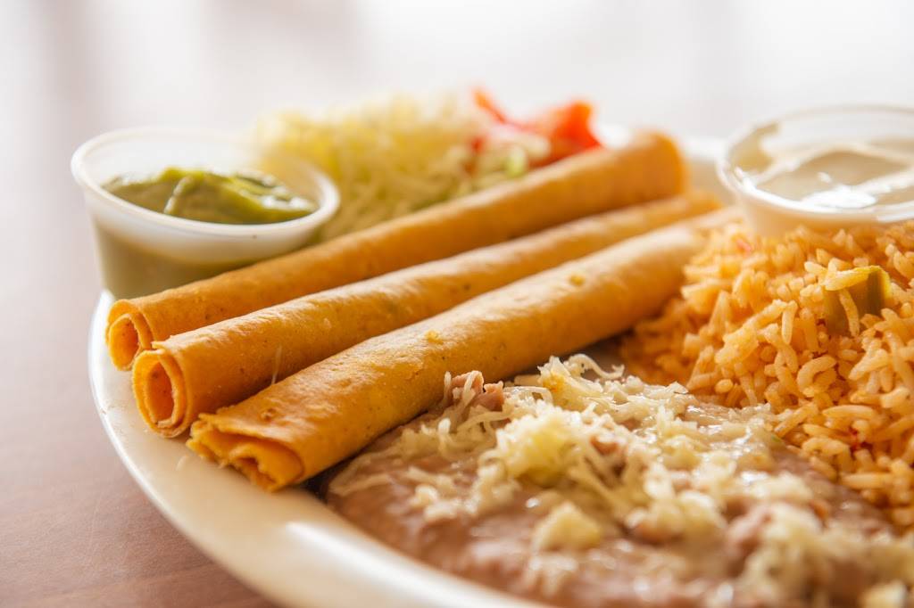 Delicious Mexican Eatery | restaurant | 3314 Fort Blvd, El Paso, TX 79930, USA | 9155661396 OR +1 915-566-1396