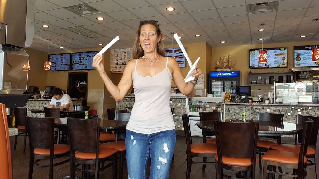 Happy House | restaurant | 201 E Main St, Lexington, OH 44904, USA | 4198843354 OR +1 419-884-3354