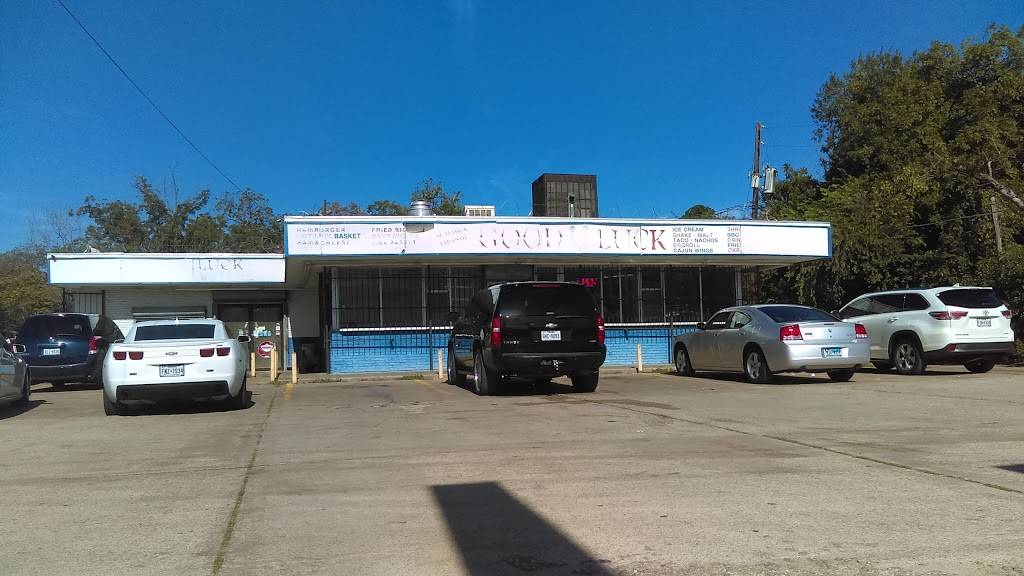 Good Luck Drive In | restaurant | 3210 S Lamar St, Dallas, TX 75215, USA | 2144217703 OR +1 214-421-7703
