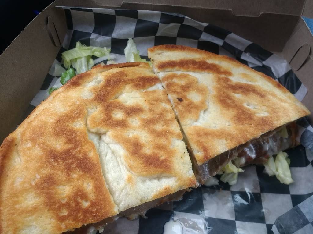 Pizza Joes | restaurant | 128 Spring Ave, Ellwood City, PA 16117, USA | 7247529411 OR +1 724-752-9411