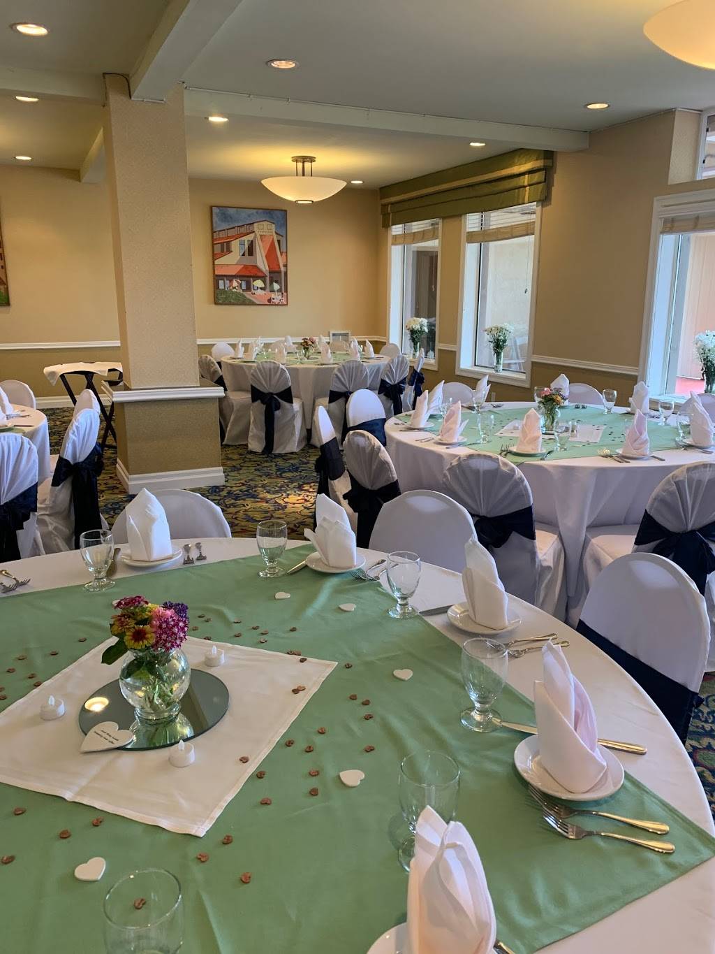 Spirits Bar and Grill | restaurant | 310-A Hadlock Bay Rd, Port Hadlock-Irondale, WA 98339, USA | 3603904017 OR +1 360-390-4017