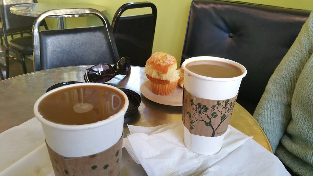 Solana Beach Coffee Company | cafe | 437 N Hwy 101 #501, Solana Beach, CA 92075, USA | 8587921553 OR +1 858-792-1553