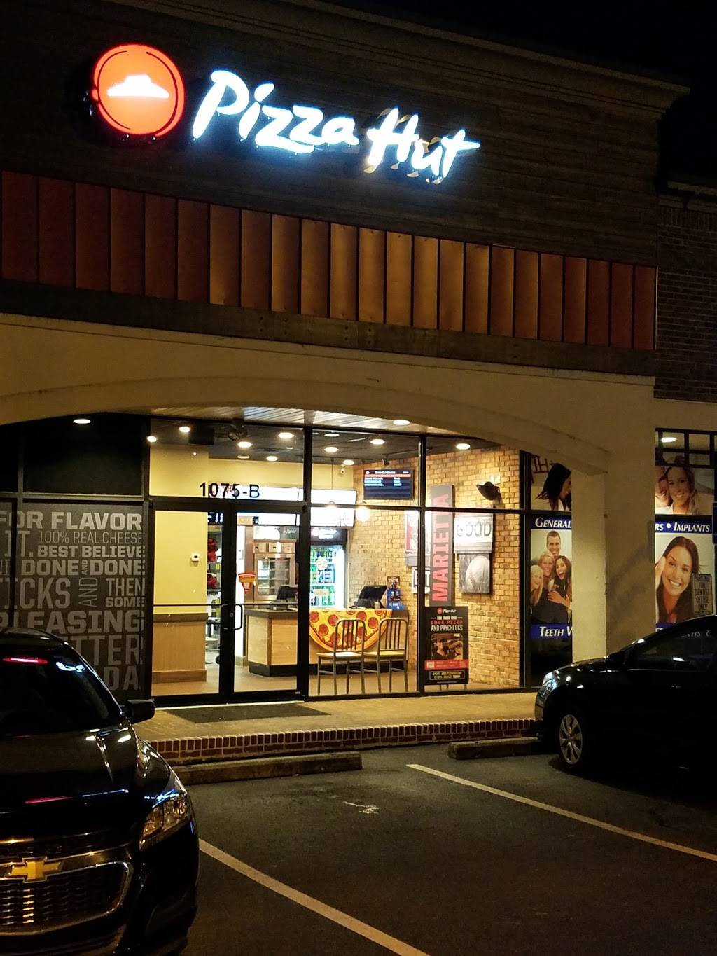 Pizza Hut | meal takeaway | 1075 Whitlock Ave SW, Marietta, GA 30064, USA | 4702820222 OR +1 470-282-0222