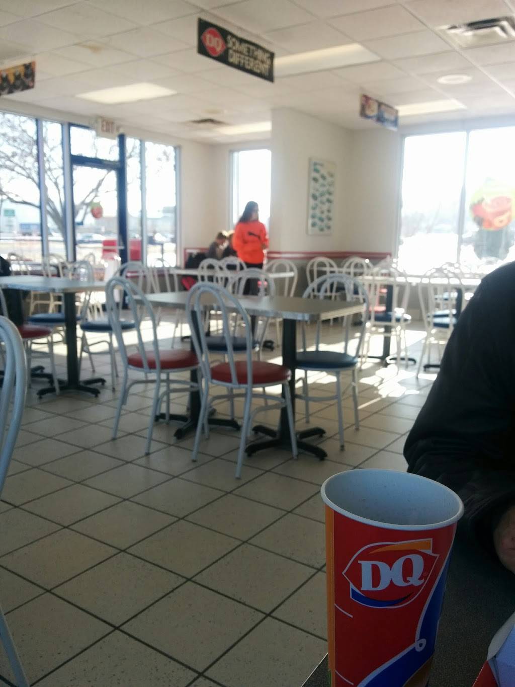 Dairy Queen Store | restaurant | 965 Mankato Ave, Winona, MN 55987, USA | 5074540310 OR +1 507-454-0310