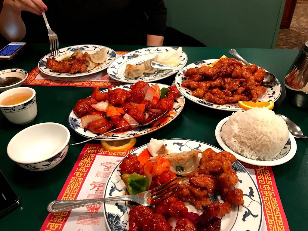 Hong Kong Inn | restaurant | 2851 Ray Lawyer Dr, Placerville, CA 95667, USA | 5306228888 OR +1 530-622-8888