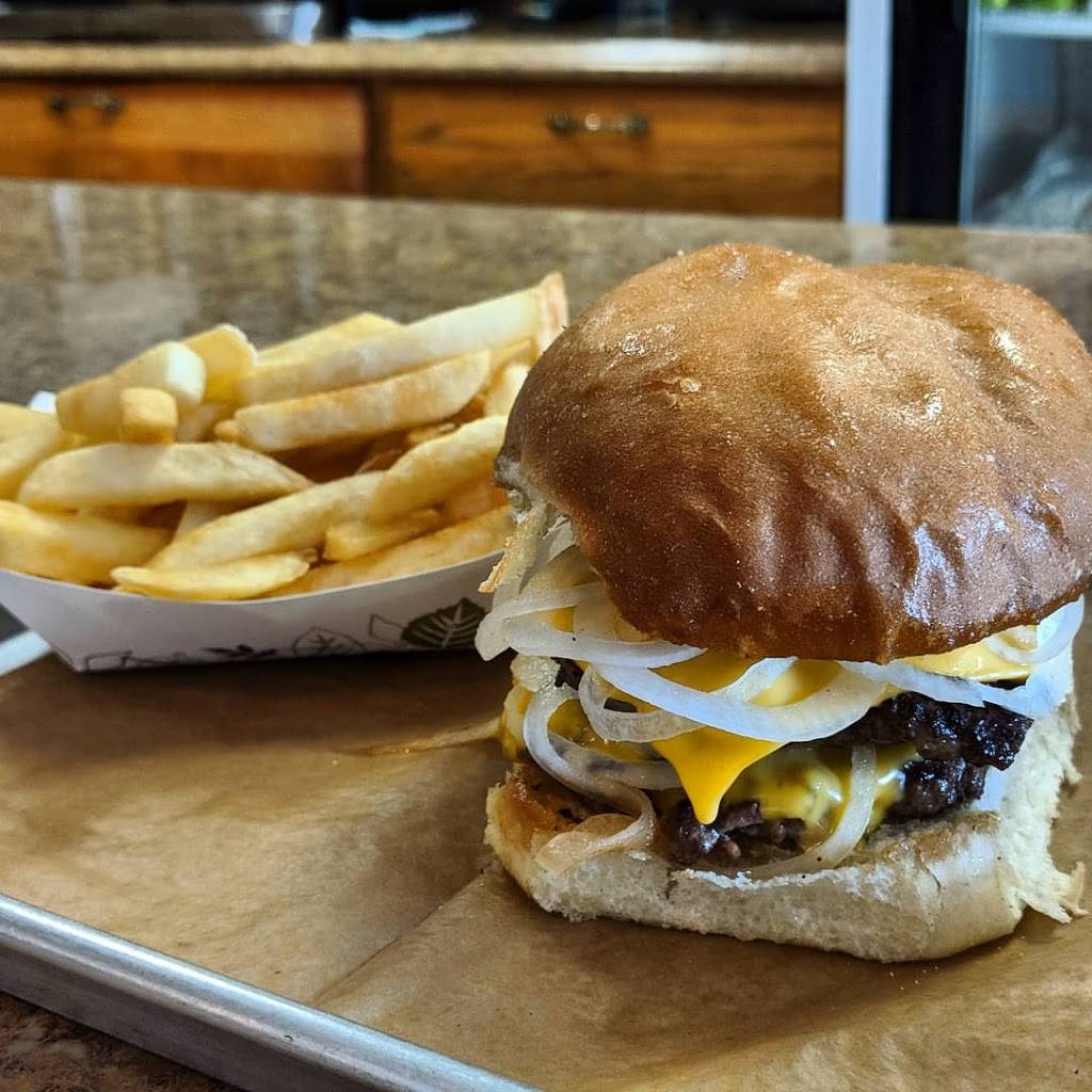 Als Hamburger | restaurant | 131 S Washington St, Green Bay, WI 54301, USA | 9204375114 OR +1 920-437-5114