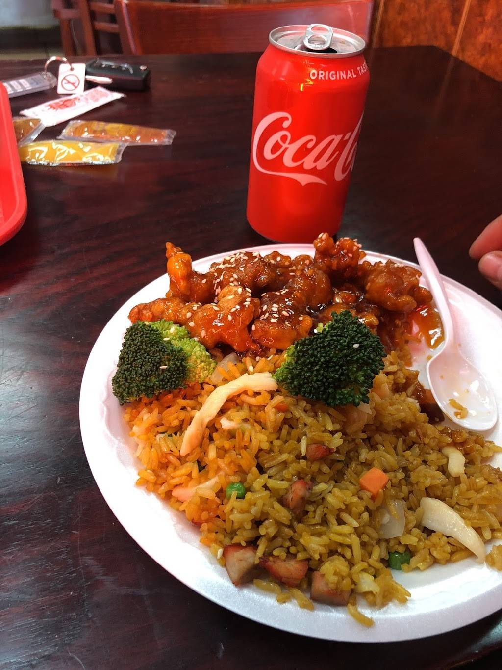 East Wok | restaurant | 140 Midland Ave, Port Chester, NY 10573, USA | 9149390068 OR +1 914-939-0068