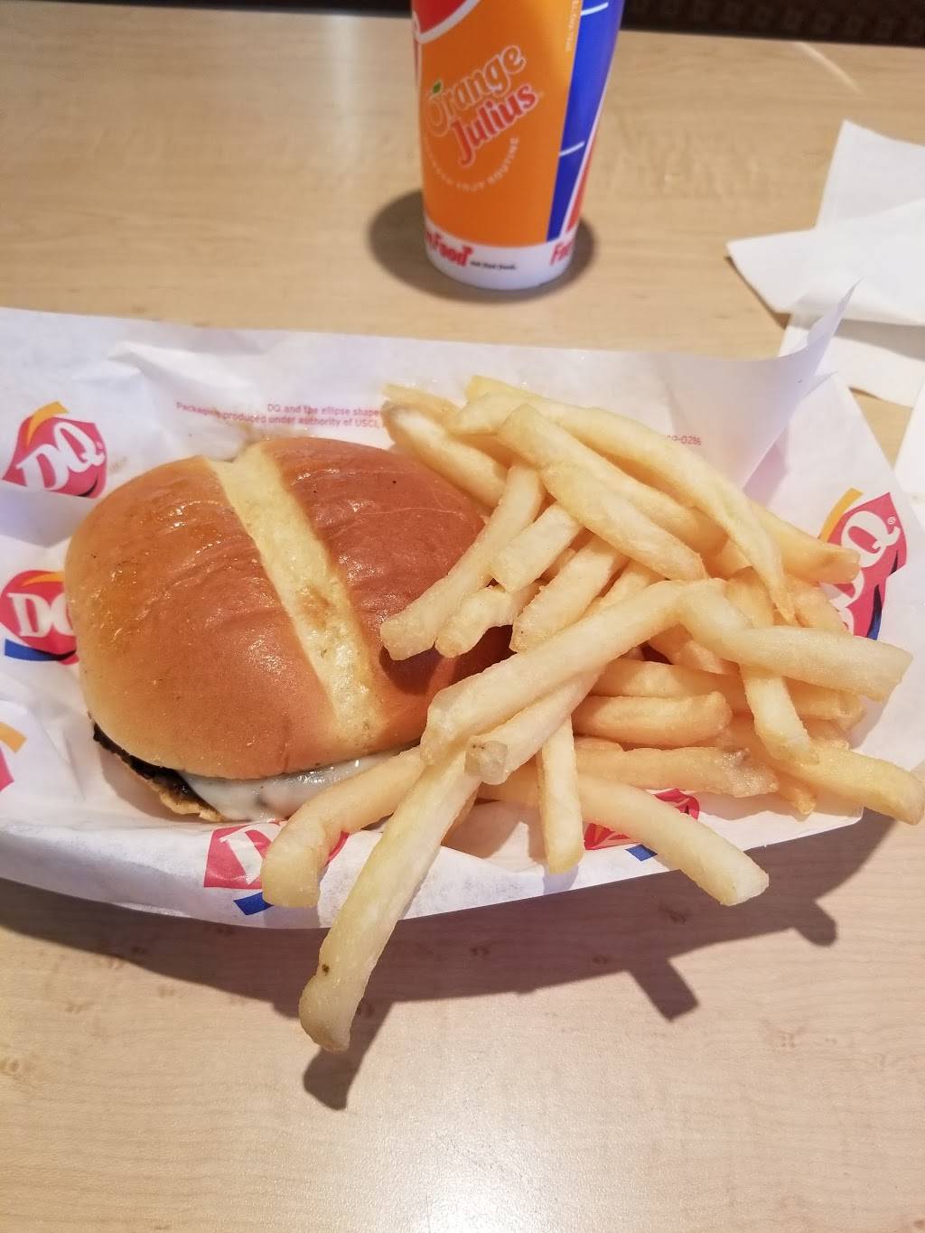 Dairy Queen Grill & Chill | restaurant | 14891 S Tamiami Trail, Fort Myers, FL 33912, USA | 2394823145 OR +1 239-482-3145