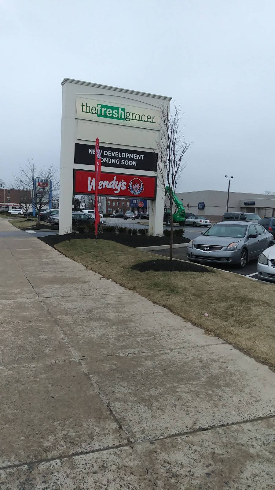 Wendys | restaurant | 5601 Chestnut St, Philadelphia, PA 19139, USA | 2672337330 OR +1 267-233-7330