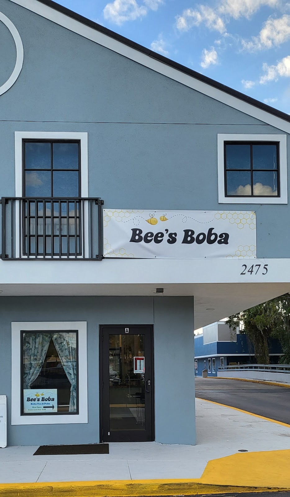 Bees Boba | cafe | 2475 McMullen Booth Rd Suite A, Clearwater, FL 33759, USA | 7272866580 OR +1 727-286-6580