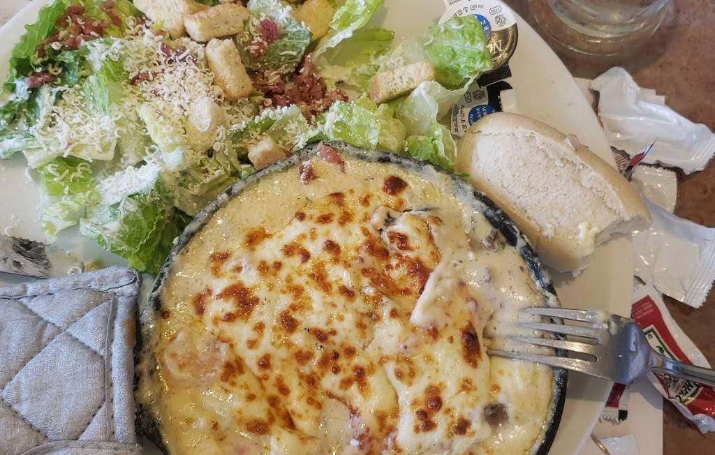 Mikes | restaurant | 4750 Boul Gene-H.-Kruger, Trois-Rivières, QC G9A 4N1, Canada | 8196930003 OR +1 819-693-0003