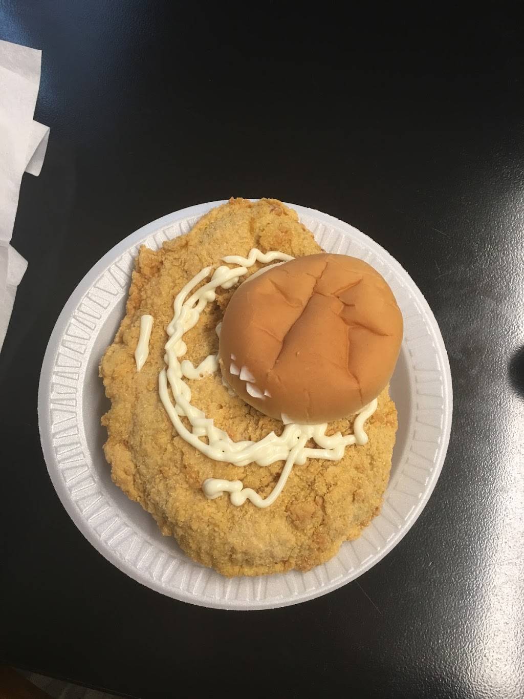 Ye Olde Fish House | restaurant | 2024 17th St, Columbus, IN 47201, USA | 8123782921 OR +1 812-378-2921