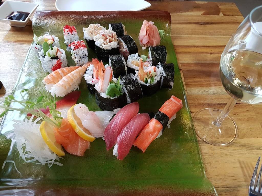LongJ Sushi | restaurant | 1091 Boulevard des Laurentides, Laval, QC H7G 2W2, Canada | 4506688878 OR +1 450-668-8878