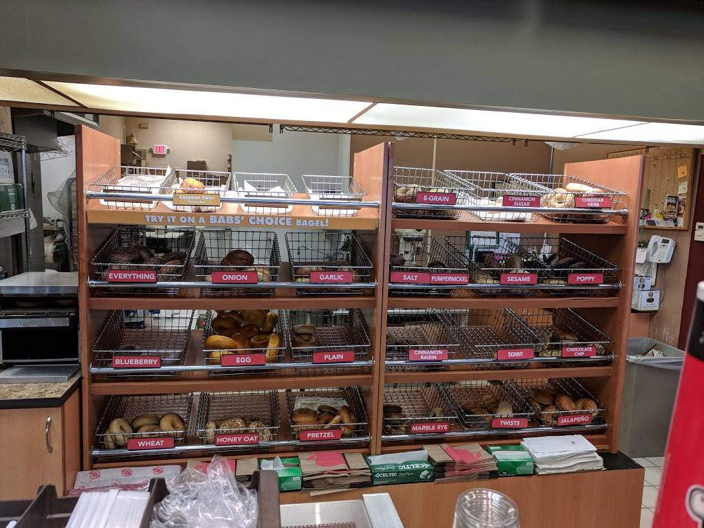 Big Apple Bagels | bakery | 3137 Dundee Rd, Northbrook, IL 60062, USA | 8474987850 OR +1 847-498-7850