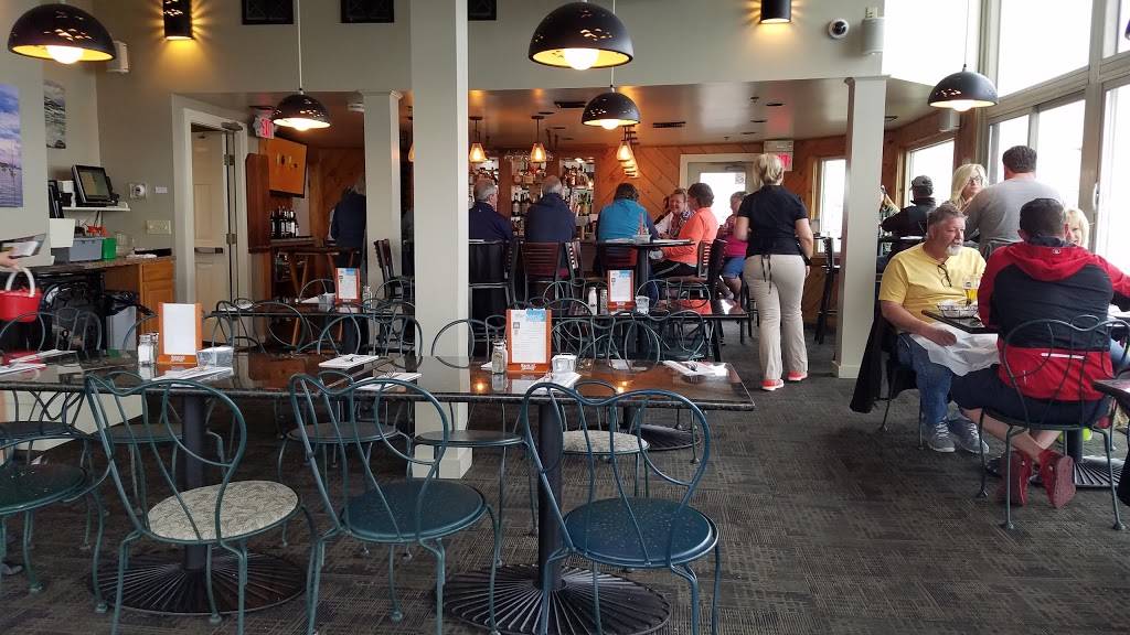 Lobster Cove | restaurant | 756 York St, York, ME 03909, USA | 2073511100 OR +1 207-351-1100