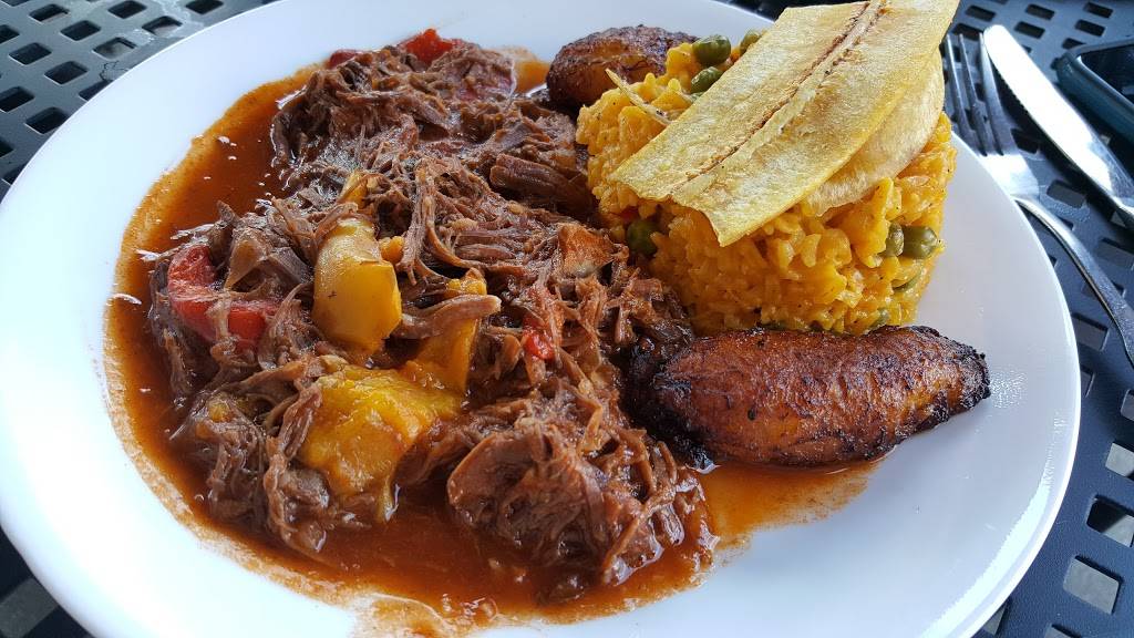 Paladar Restaurant and Rum Bar | restaurant | 2252 N Western Ave, Chicago, IL 60647, USA | 7732524747 OR +1 773-252-4747