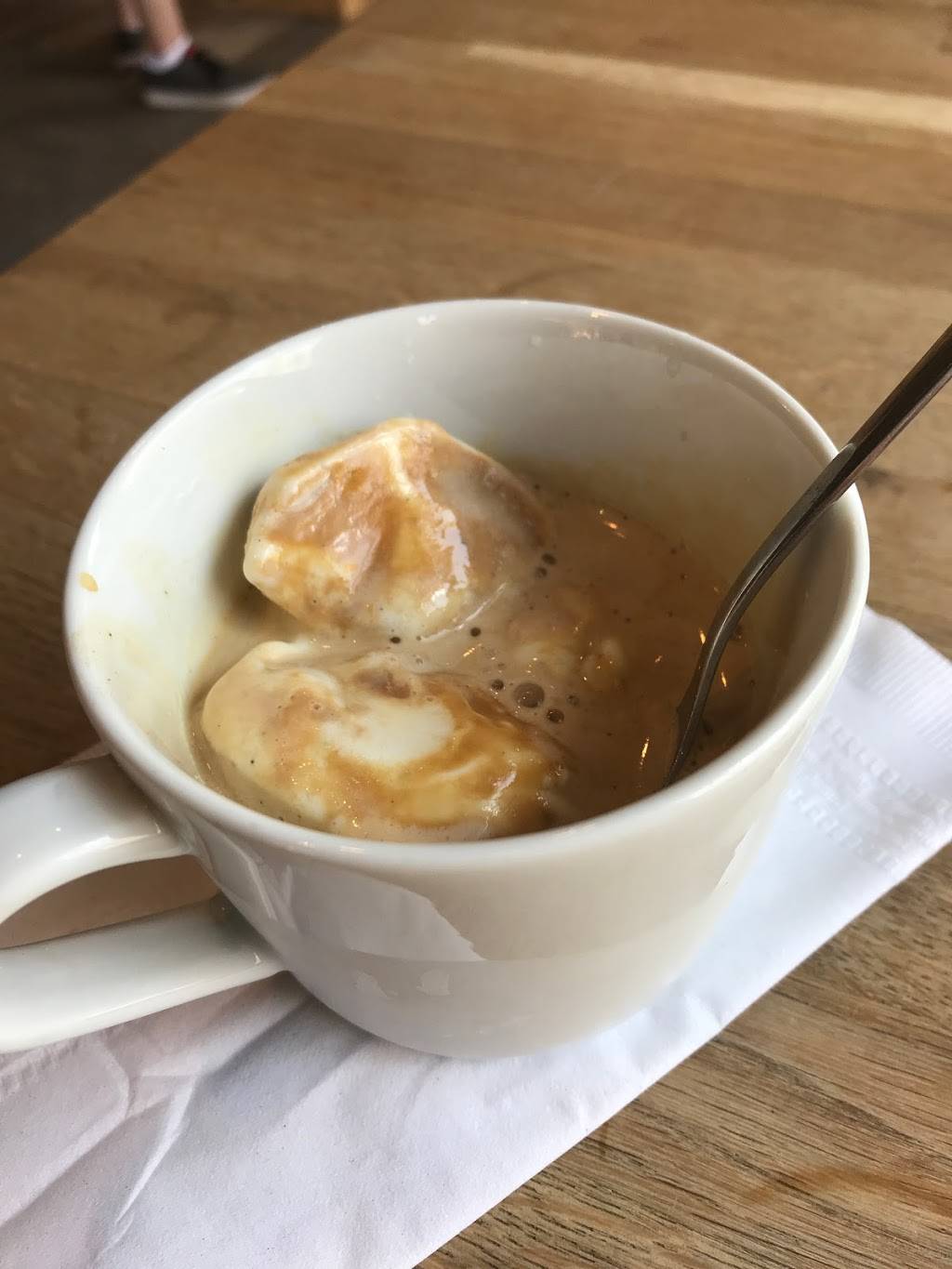 Basimo Beach Cafe on Mandalay Ave | cafe | 483 Mandalay Ave #200, Clearwater Beach, FL 33767, USA | 7272219077 OR +1 727-221-9077