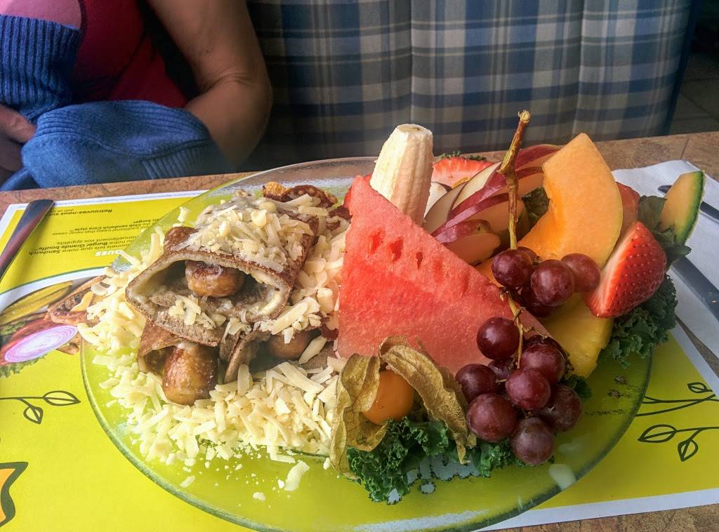 Cora déjeuners | restaurant | 1333 Route de lAéroport, LAncienne-Lorette, QC G2G 1G5, Canada | 4188717079 OR +1 418-871-7079