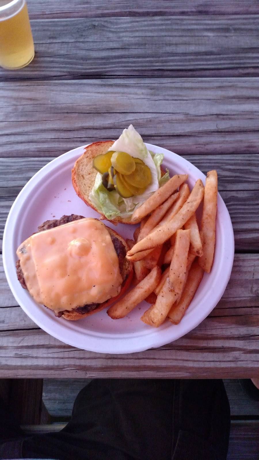 Red Eyes Dock Bar | restaurant | 428 Kent Narrow Way N, Grasonville, MD 21638, USA | 4108273937 OR +1 410-827-3937