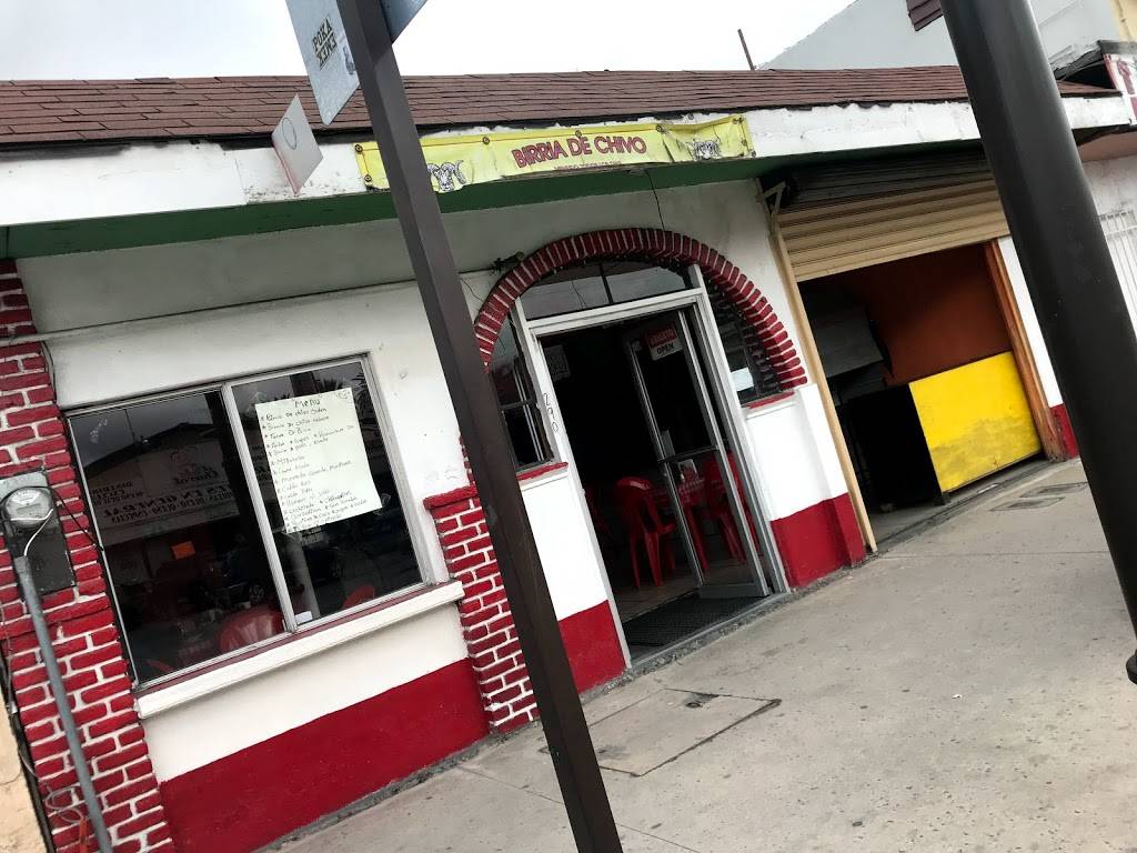 Birria de chivo Estilo Michoacan | restaurant | Av. Juárez 255, Primera, 21400 Tecate, B.C., Mexico | 016642295910 OR +52 664 229 5910