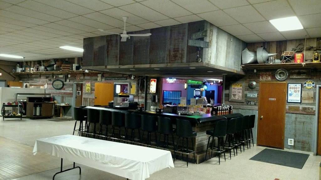 Mug Shots Bar & Grill | restaurant | 100 Astro Blvd E, Cosmos, MN 56228, USA | 3208777525 OR +1 320-877-7525