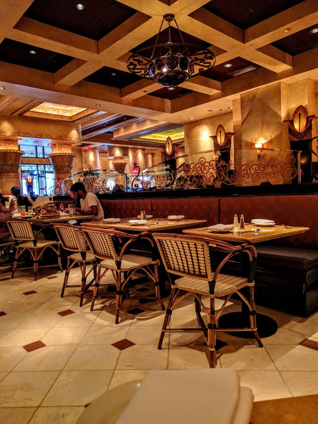 The Cheesecake Factory | restaurant | 701 S Rosemary Ave, West Palm Beach, FL 33401, USA | 5618023838 OR +1 561-802-3838