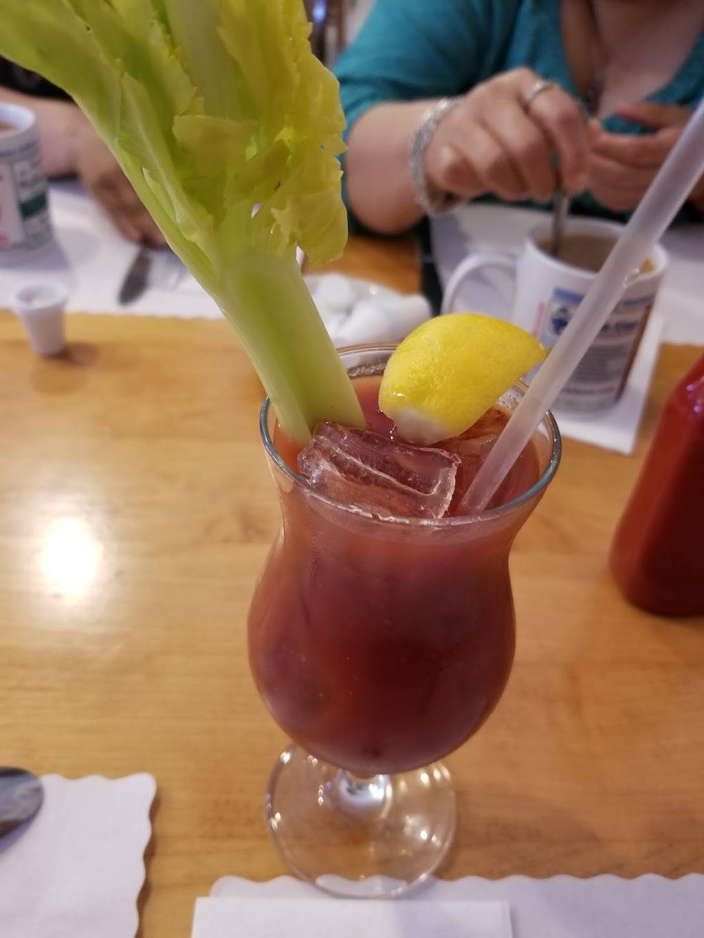 Cosmos Restaurant | restaurant | 316 S Maryland Ave, Wilmington, DE 19804, USA | 3029940920 OR +1 302-994-0920