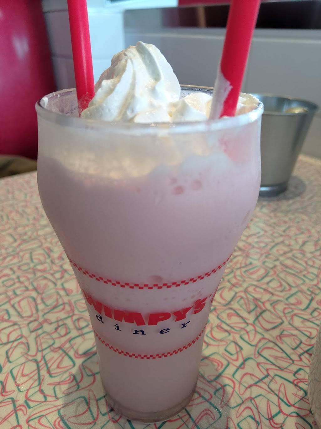 Wimpys Diner Chatham | restaurant | 391 Grand Ave W, Chatham, ON N7L 1C4, Canada | 5193540000 OR +1 519-354-0000