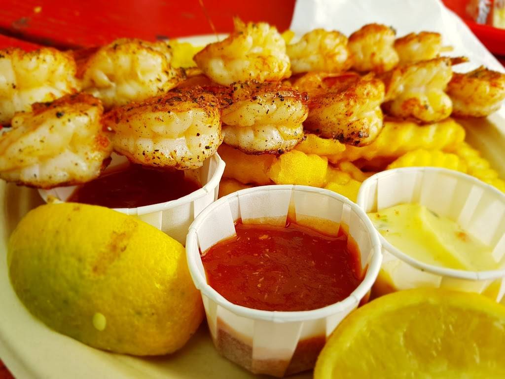 Berth 55 Fish Market and Seafood Deli | restaurant | 555 Pico Ave, Long Beach, CA 90802, USA | 5624358366 OR +1 562-435-8366