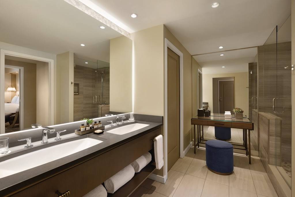 Hotel Fairmont Scottsdale Princess | restaurant | 7575 E Princess Dr, Scottsdale, AZ 85255, USA | 4805854848 OR +1 480-585-4848