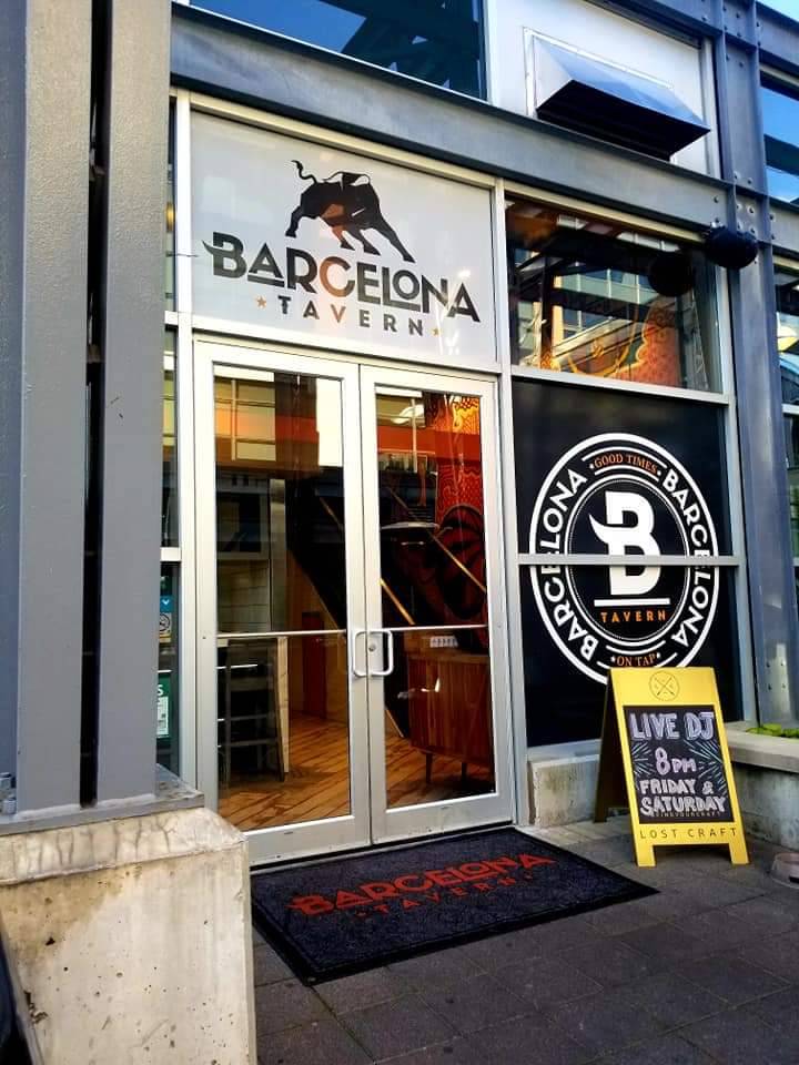 Barcelona Tavern | restaurant | Corner of Hanna Ave &, Snooker St, Toronto, ON M6K 1X4, Canada | 4165310757 OR +1 416-531-0757