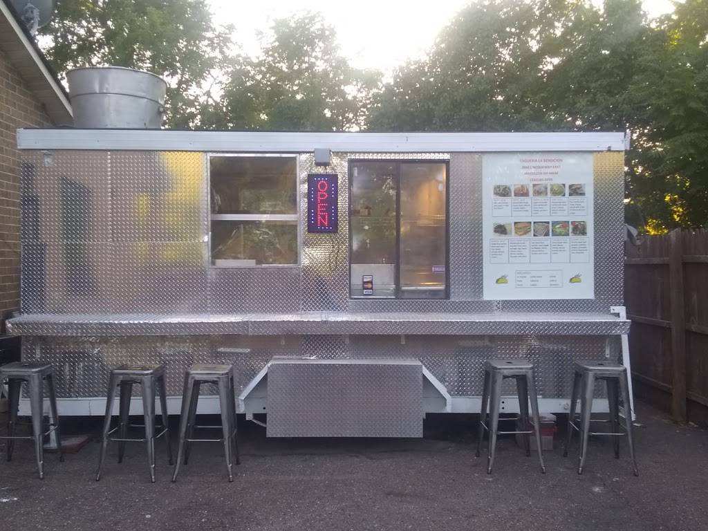 Taqueria La Bendicion | restaurant | 2840 Lincoln Way E Unit H, Massillon, OH 44646, USA | 3302858795 OR +1 330-285-8795