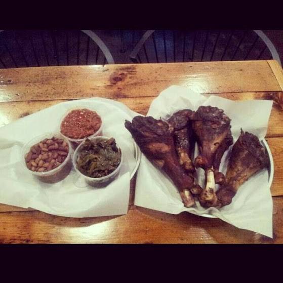 Larry Js BBQ Cafe | restaurant | 600 D St, Boston, MA 02210, USA | 6173489800 OR +1 617-348-9800