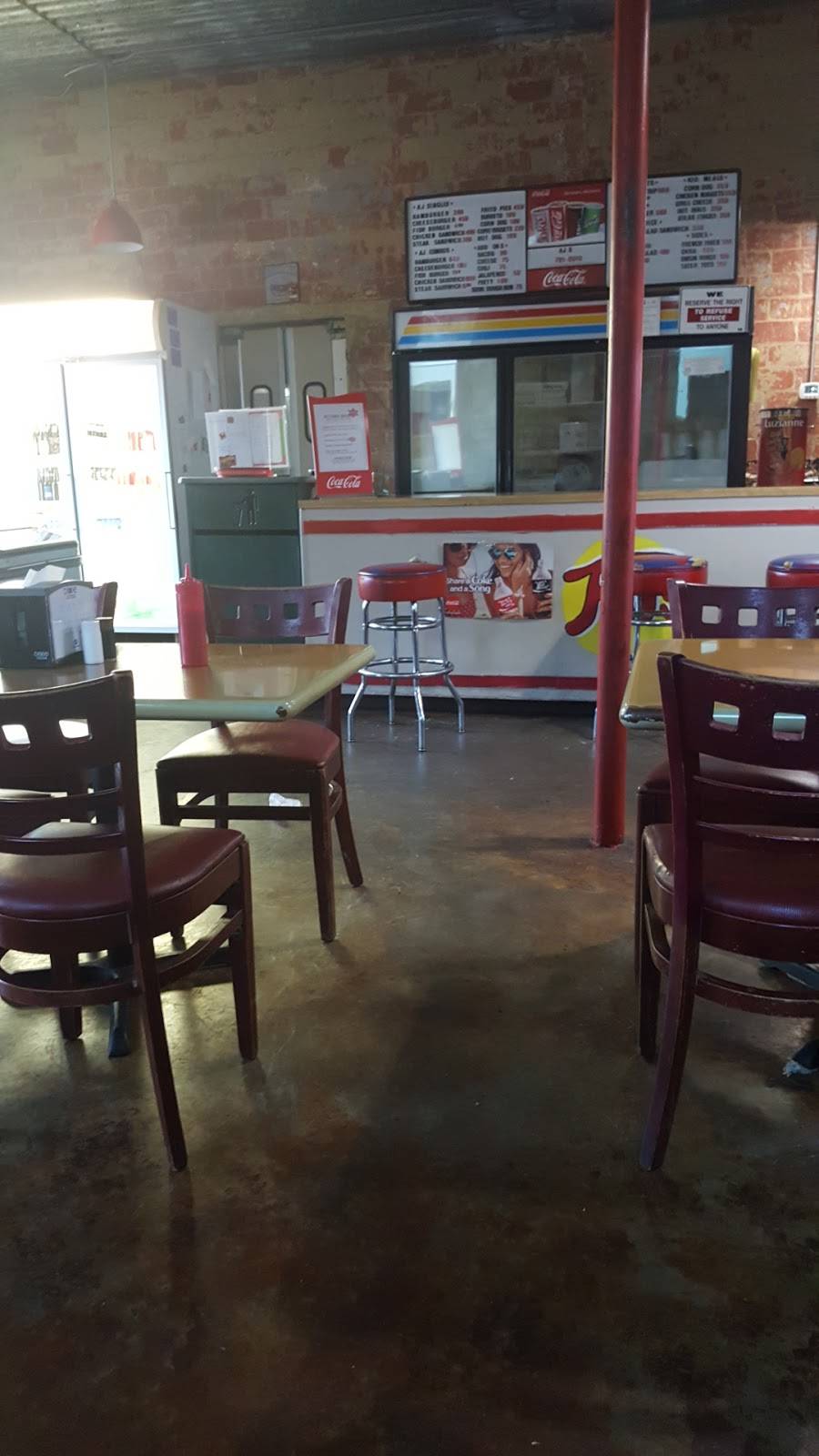 AJs | restaurant | 508 E Main St, Edna, TX 77957, USA | 3617810010 OR +1 361-781-0010