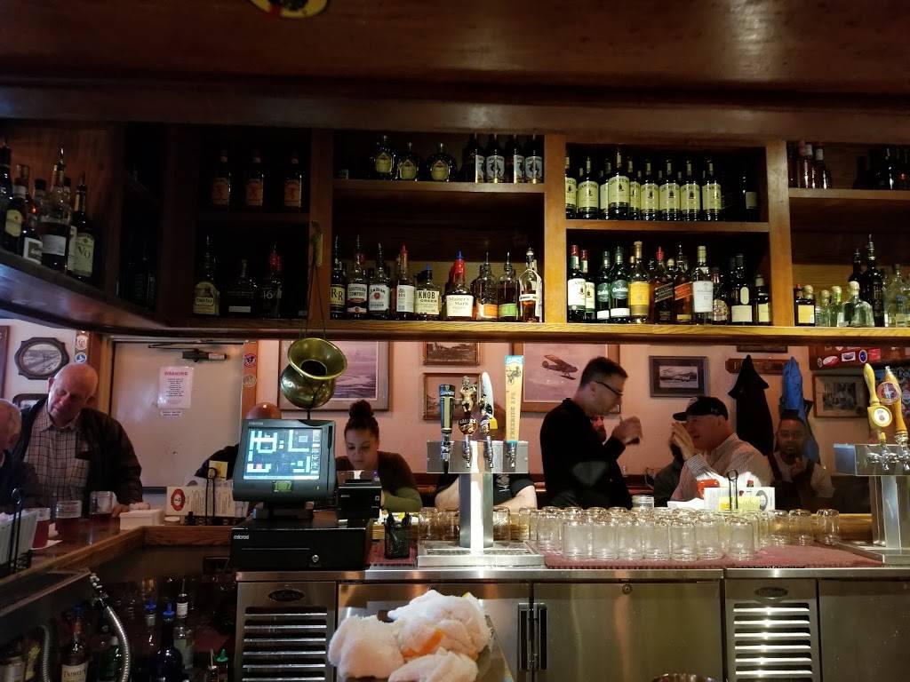 F Street Station | restaurant | 325 F St, Anchorage, AK 99501, USA | 9072725196 OR +1 907-272-5196