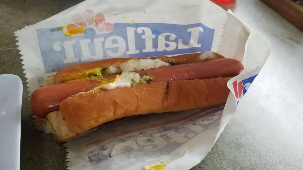 Casse-Croute DAmours | restaurant | 429 Boul St-Pierre, Saint-Raphaël, QC G0R 4C0, Canada | 4182433201 OR +1 418-243-3201