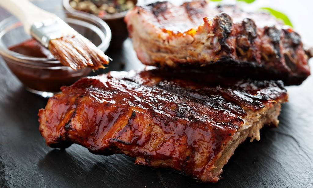 The Three Legged Pig | restaurant | S76 W17745, Janesville Rd, Muskego, WI 53150, USA | 2627102011 OR +1 262-710-2011