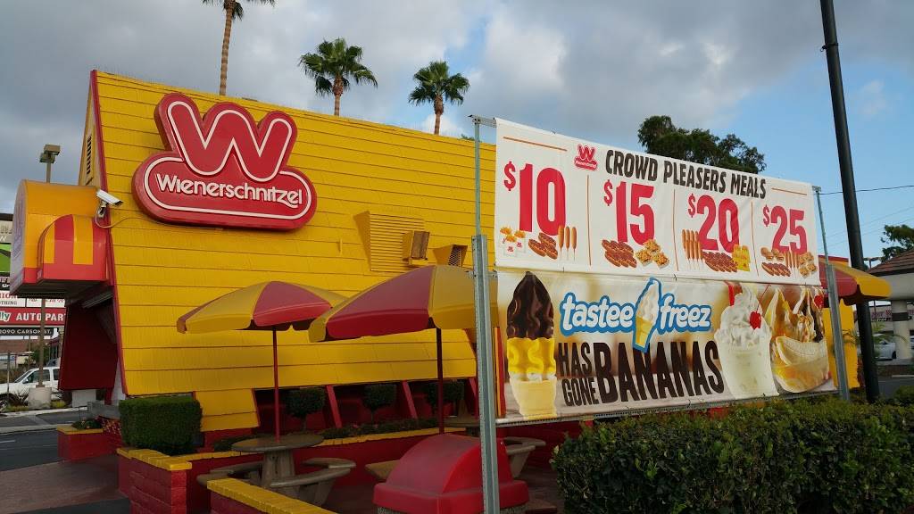 Wienerschnitzel | restaurant | 12056 E Carson St, Hawaiian Gardens, CA 90716, USA | 5624212219 OR +1 562-421-2219