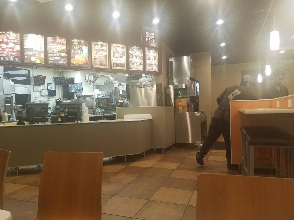 Taco Bell | meal takeaway | 900 N Ventura Rd, Oxnard, CA 93030, USA | 8059837771 OR +1 805-983-7771