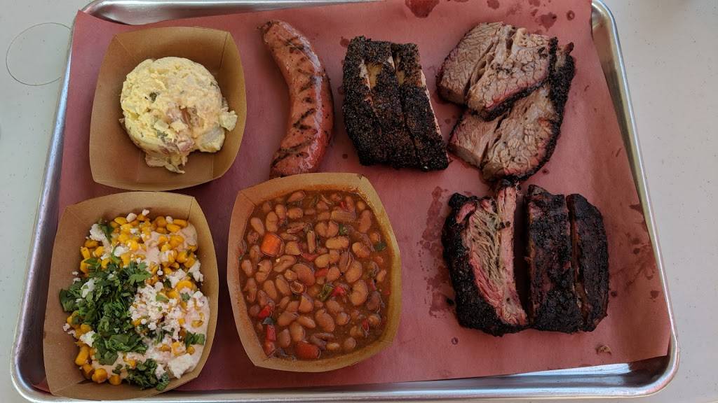 Reveille Barbecue Co | restaurant | 37421 FM 1774, Magnolia, TX 77355, USA | 2818574338 OR +1 281-857-4338