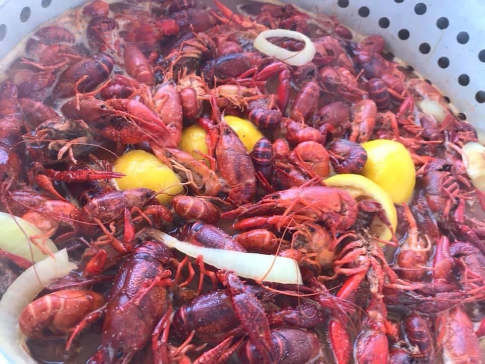 Bayou Crawfish and Catering | restaurant | 3415 N Loop 250 W Suite 201, Midland, TX 79707, USA | 2817773171 OR +1 281-777-3171