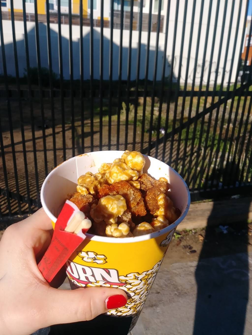 Pushcart Dim Sum Fare | restaurant | 3224 22nd St, San Francisco, CA 94110, USA | 4159571688 OR +1 415-957-1688