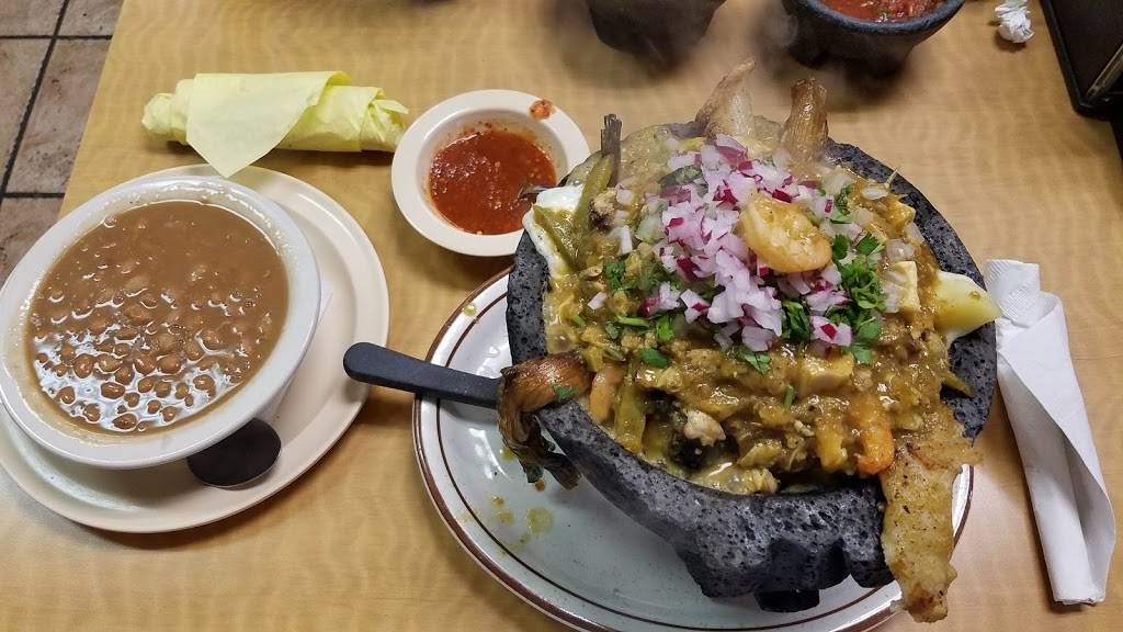 El Nuevo Mexicali | restaurant | 370 N Main St, Porterville, CA 93257, USA | 5597811742 OR +1 559-781-1742