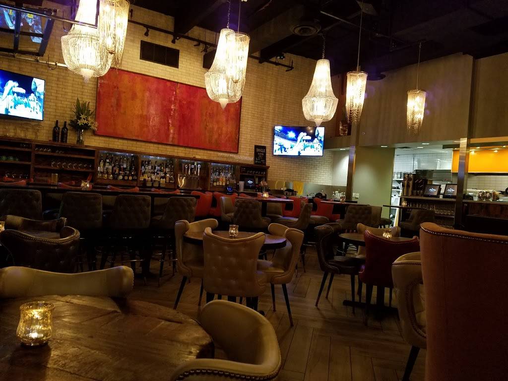 The Living Room Wine Café & Lounge | night club | 4905 E Ray Rd #107, Phoenix, AZ 85044, USA | 4804543599 OR +1 480-454-3599