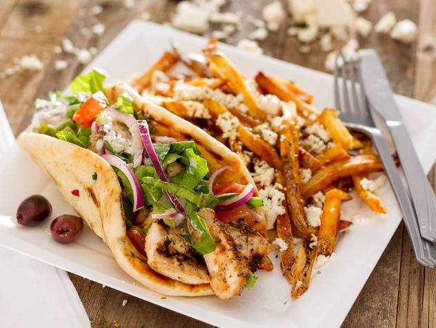 Georges Greek Grill | restaurant | 15301 Ventura Blvd P10, Sherman Oaks, CA 91403, USA | 8183569676 OR +1 818-356-9676