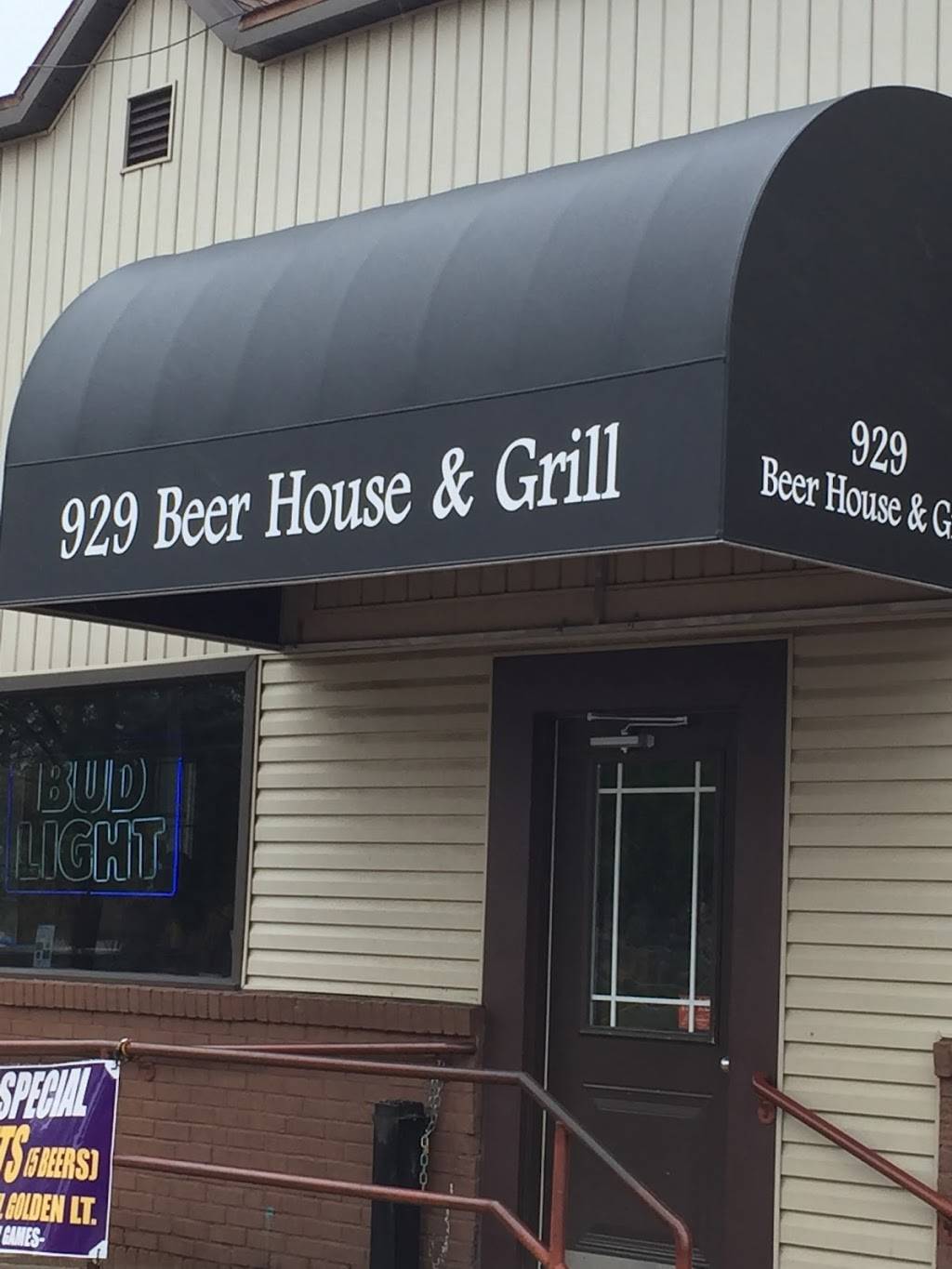 929 Beer House & Grill | restaurant | 929 E 8th St, Winona, MN 55987, USA | 5074546362 OR +1 507-454-6362