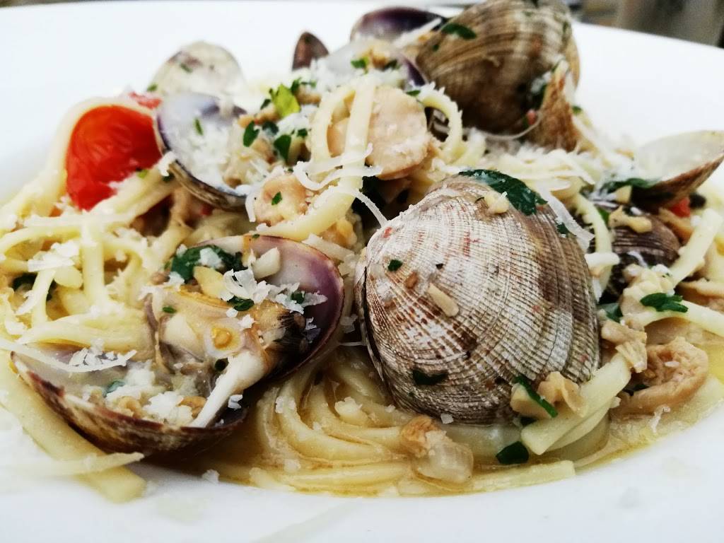 Waters Edge Restaurant and Bar | restaurant | 1510 Anchors Way, Ventura, CA 93001, USA | 8056421200 OR +1 805-642-1200