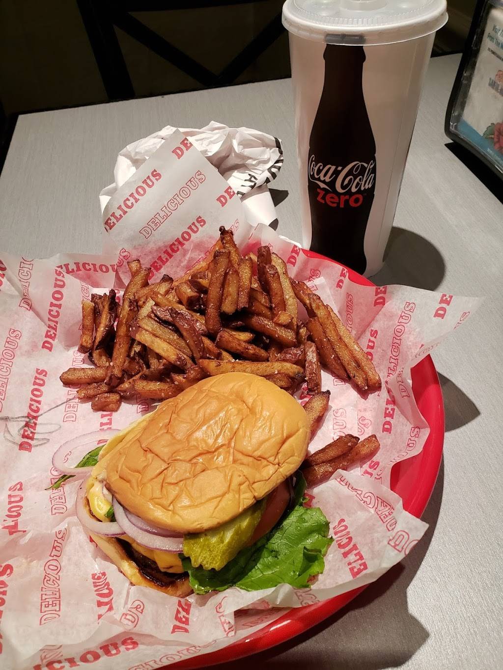 Good Stuff Eatery | restaurant | 303 Pennsylvania Ave SE, Washington, DC 20003, USA | 2025438222 OR +1 202-543-8222